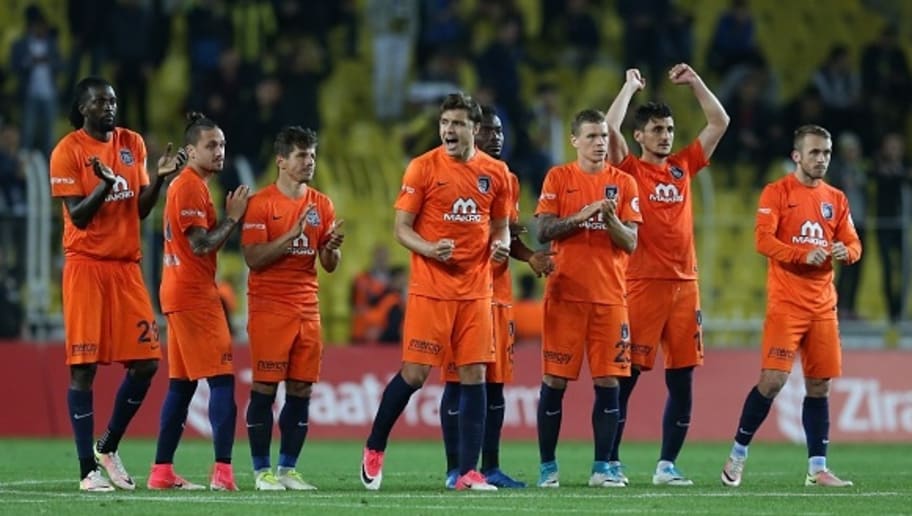 Medipol Basaksehir De Yeni Sezon Forma Numaralari Belli Oldu 90min