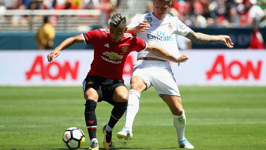 Video Man Utd Fans Go Wild For Andreas Pereira S Corners In Pre Season Friendly 90min