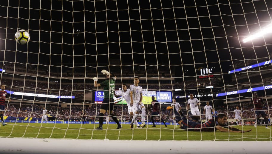 El Salvador goalkeeper Derby Carillo watches the ball enter the net on the first United States goal during the CONCACAF tournament match between United States and El Salvador in Philadelphia, PA on July 19, 2017. / AFP PHOTO / DOMINICK REUTER        (Photo credit should read DOMINICK REUTER/AFP/Getty Images)