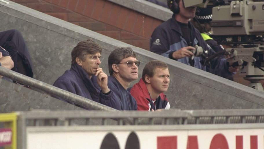 9 Of The Most Memorable Arsene Wenger Moments From His 21 Year