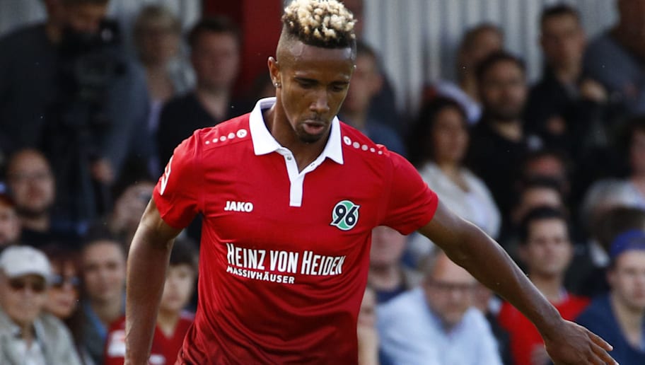 FIFA 18: Die Spieler mit höchstem Potential eines jeden Bundesliga-Klubs:14-hannover-96-noah ...