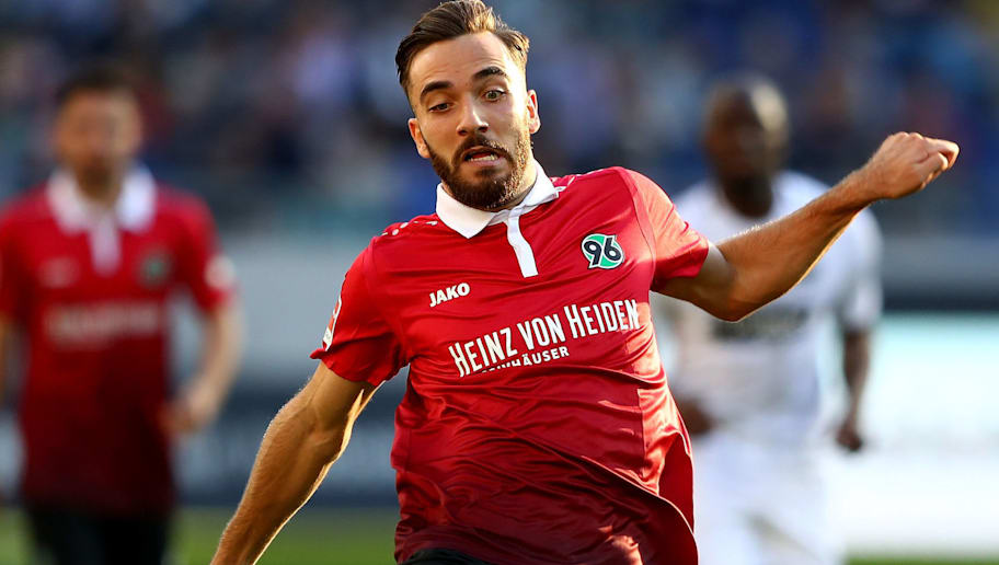 Alman Basinina Gore Besiktas Sol Kanat Transferi Icin Kenan Karaman I Dusunuyor 90min