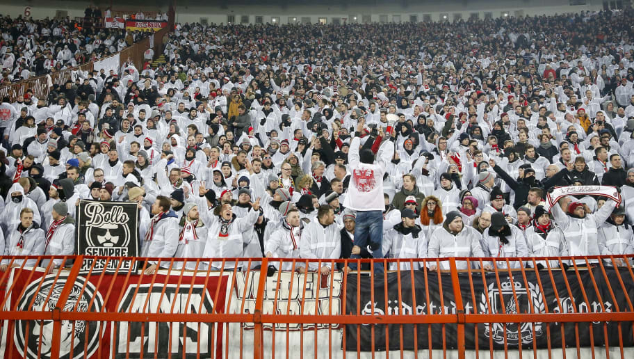 Fanbeauftragter Des 1 Fc Koln Von Ultras Bedroht Verein Bezieht Stellung 90min