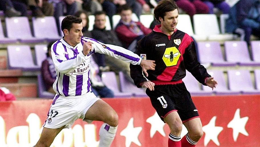 Firo Foto/GettyImages 02 Dec 2001: Manuel Tena of Valladolid and Elvir Bolic of Rayo Vallecano in action during the Primera Liga match between Valladolid and Rayo Vallecano, played at the Jose Zorrilla Stadium, Valladolid. DIGITAL IMAGE Mandatory Credit: Firo Foto/ALLSPORT