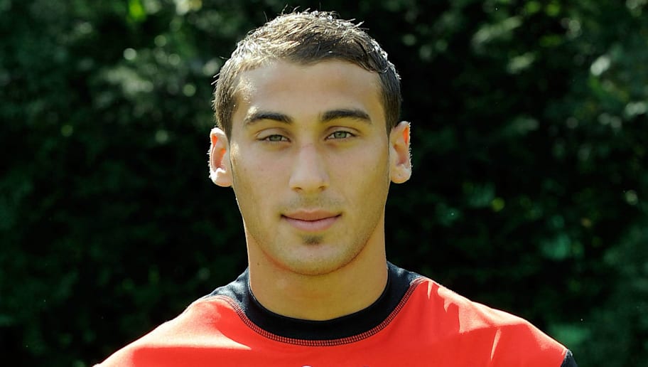 Cenk Tosun'un Kariyeri Boyunca Giydiği 8 Forma Numarası Ve ...
