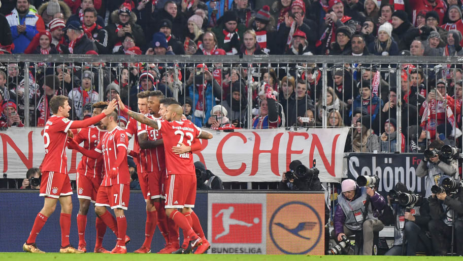MUNICH, GERMANY - JANUARY 21: Players of Bayern Muenchen celebrate their teams second goal during the Bundesliga match between FC Bayern Muenchen and SV Werder Bremen at Allianz Arena on January 21, 2018 in Munich, Germany. (Photo by Sebastian Widmann/Bongarts/Getty Images)