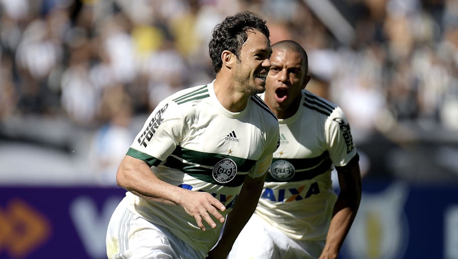 Gladiador chega ao Rio e deve ser anunciado por clube ...