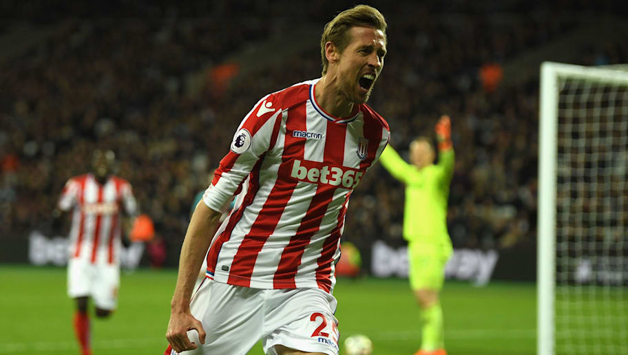 Peter Crouch Rallies Down Stoke Teammates To Push For Premier League Survival Sportsglobe