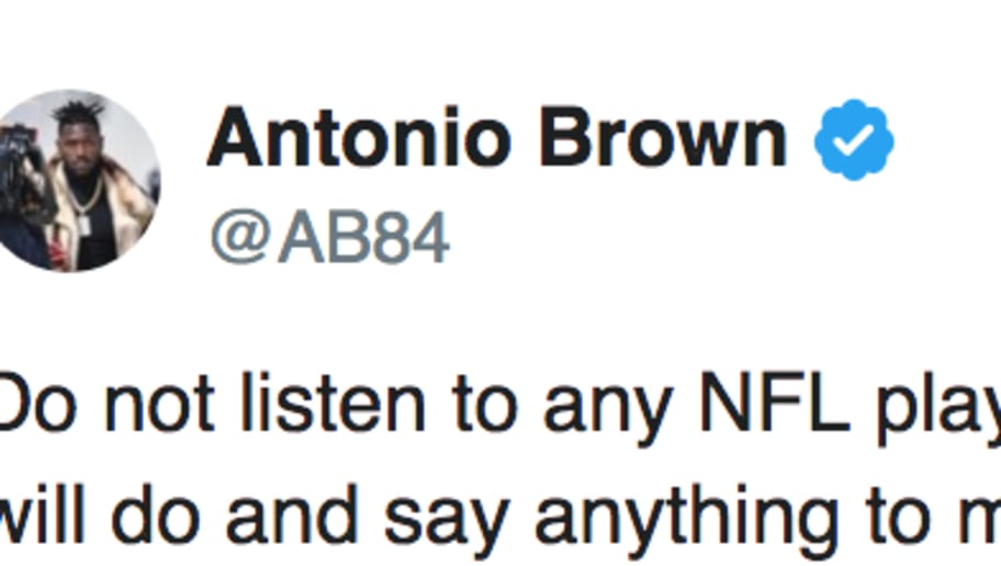 Antonio Brown Seemingly Takes Shot At Juju Smith Schuster In Latest Tweet Start Magazine Antonio Brown Seemingly Takes Shot At Juju Smith Schuster In Latest Tweet Start Magazine