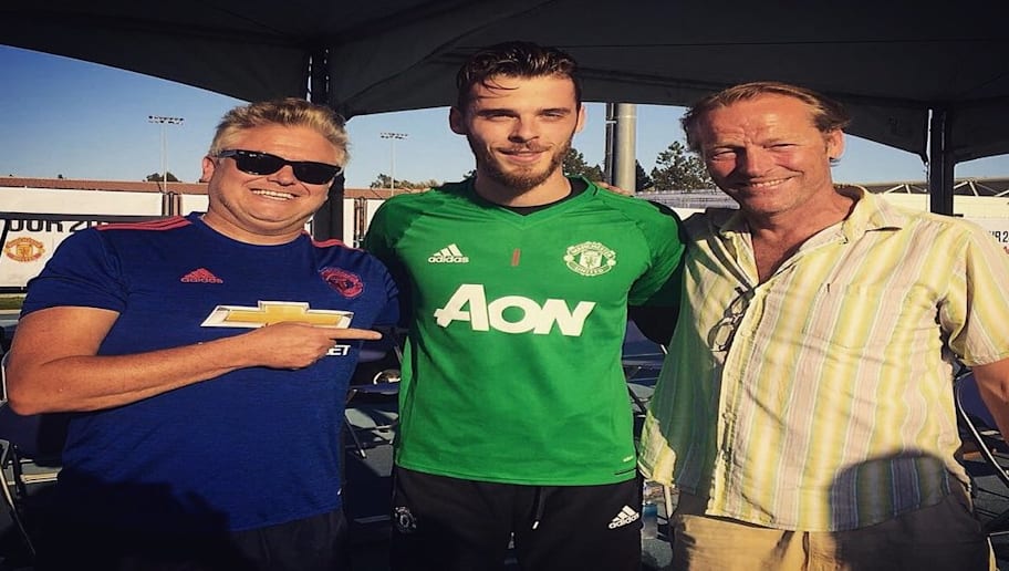 Which Football Club Does Jon Snow Support Looking At The Favourite Teams Of Game Of Thrones Stars Ht Media Everything must be related to jon snow.