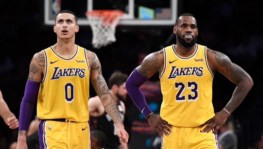 Lakers Are Favorites To Win Nba Title With Only Three Players On Roster Theduel