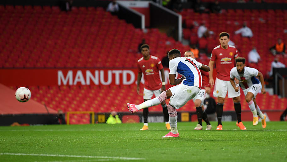 Roy Hodgson Reveals Why He Told Wilfried Zaha To Retake Crystal Palace Penalty Against Man Utd Ruiksports Com