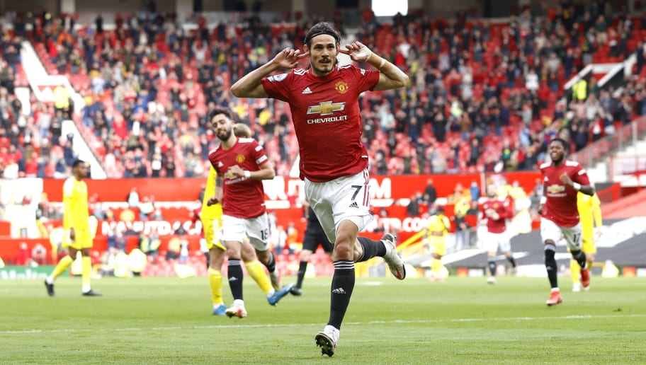 Twitter explodes as Edinson Cavani scores goal of the season contender