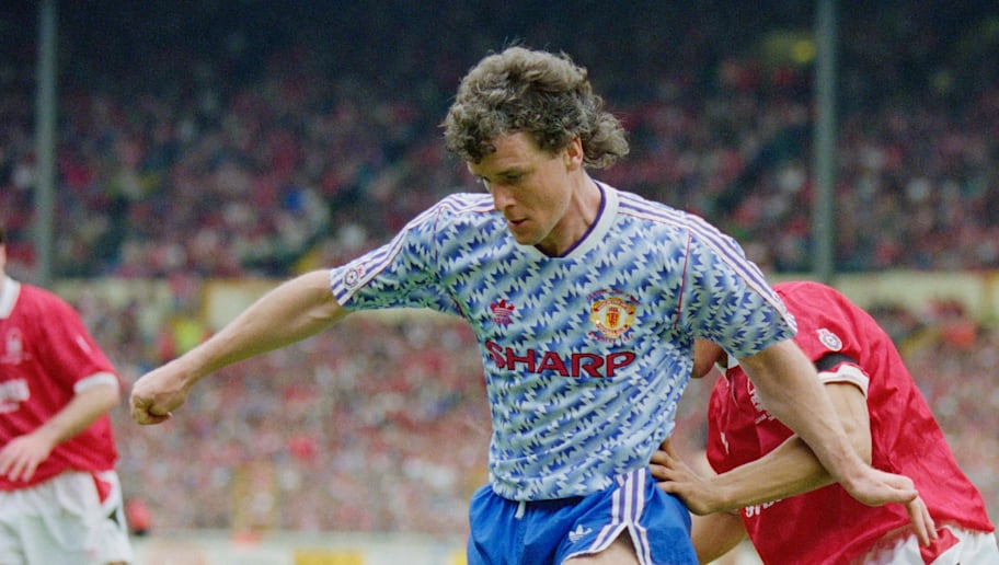 Manchester United S 90s Inspired 2021 22 Away Shirt Leaked Online Ruiksports Com
