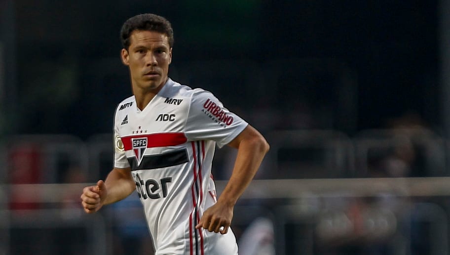 Em entrevista, Hernanes diz que ''o futebol está mudado na América do Sul''