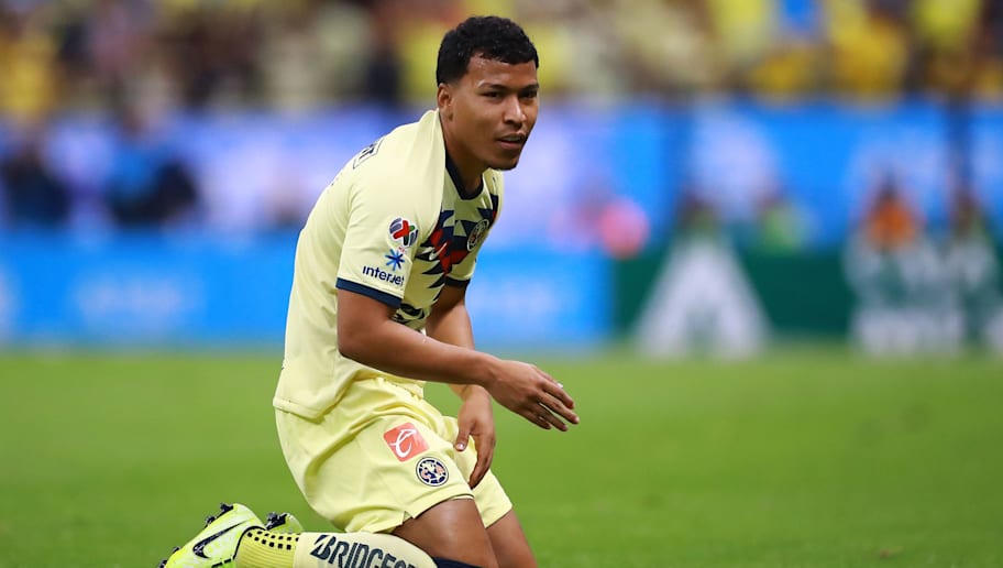 Roger Martínez voló a Colombia por problemas con la ...