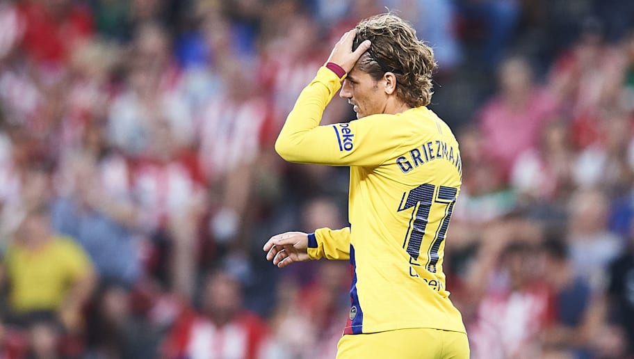 Joueur De Foot Portant Le Numéro 7 FC Barcelone : Malgré le départ de Coutinho, Griezmann interdit de