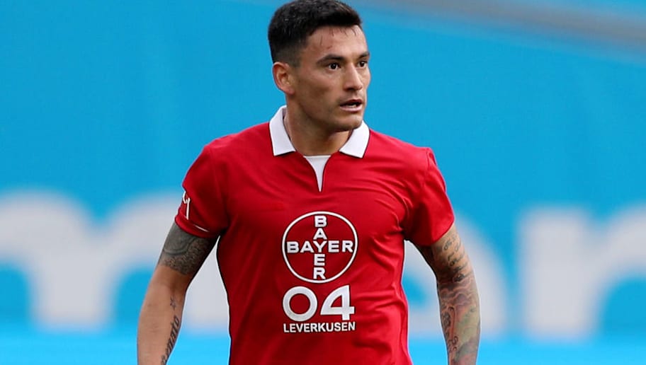 Sili Basini Fenerbahce Nin Charles Aranguiz Icin Devreye Girdigini Duyurdu 90min