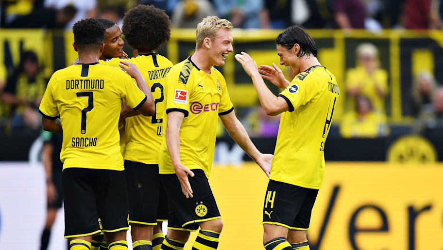 Bvb Gala Gegen Augsburg So Schlugen Sich Die Neuzugange Beim Bundesliga Auftakt Bvbwld De