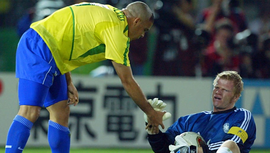 Brazil's forward Ronaldo helps Germany's