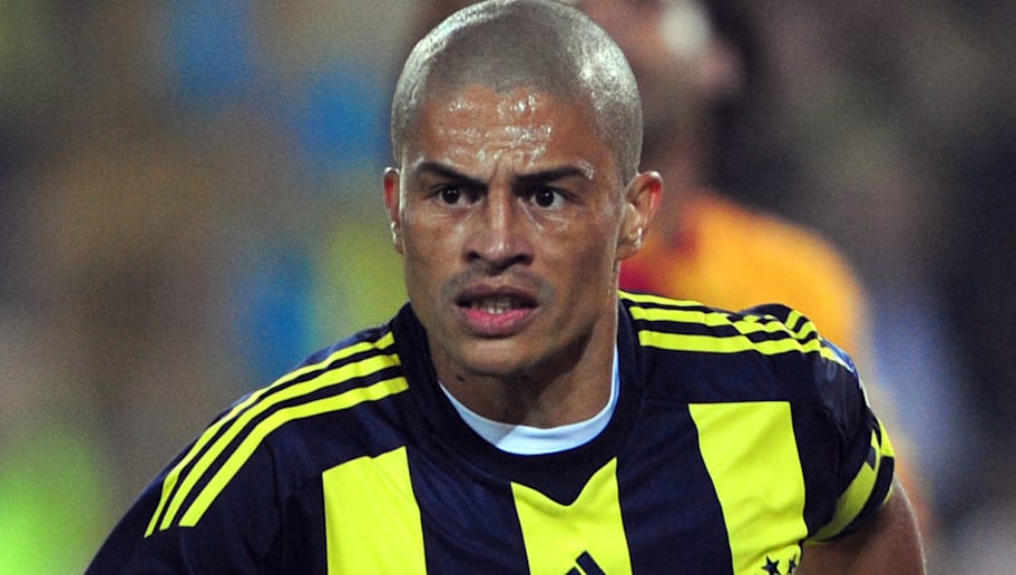 Alex De Souza'dan Vatandaşı Denilson'un Yanıtına Sert ...