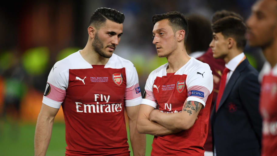 Mesut Ozil Dan Istri