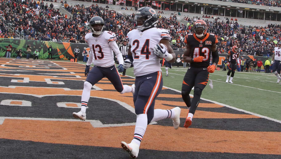 CINCINNATI, OH - DECEMBER 10:  Jordan Howard #24 of the Chicago Bears runs the football into the endzone during the game against the Cincinnati Bengals at Paul Brown Stadium on December 10, 2017 in Cincinnati, Ohio.The Bears defeated the Bengals 33-7.  (Photo by John Grieshop/Getty Images)