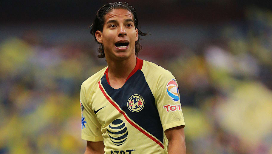 Diego Lainez desaprueba la opinión de Miguel Herrera