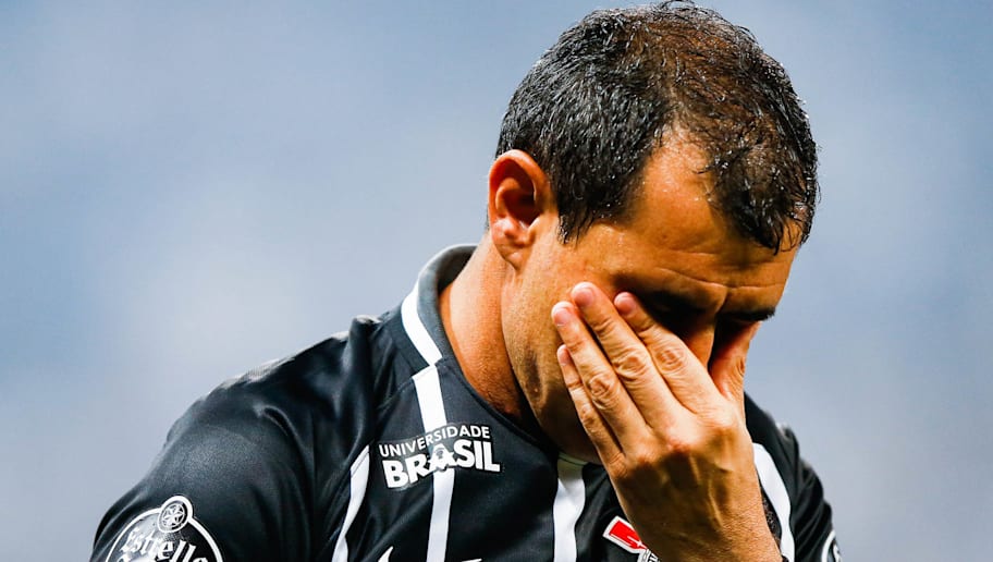 Corinthians se pronuncia sobre a atual situação de Fábio Carille e sondagens da China