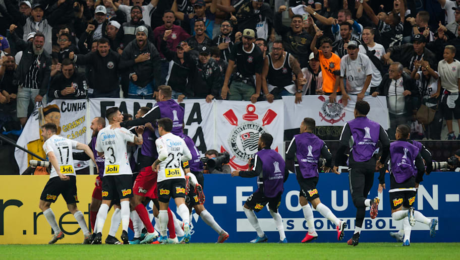 Patrocinadores ameaçam retirar investimentos do Corinthians em meio a paralisação do futebol; entenda