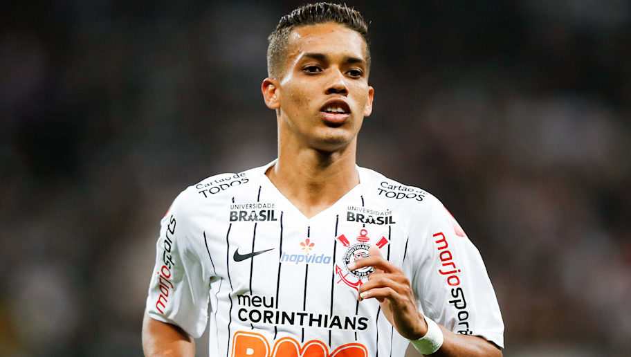 Pedrinho fala sobre seu futuro no Corinthians