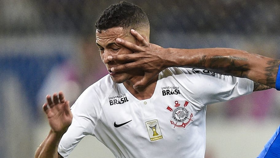 Corinthians repassa volante, devolvido pelo Botafogo, a clube da Série B