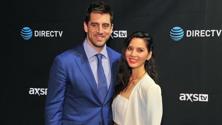 Olivia Munn Responds To News Aaron Rodgers Reconciled With Parents 12up