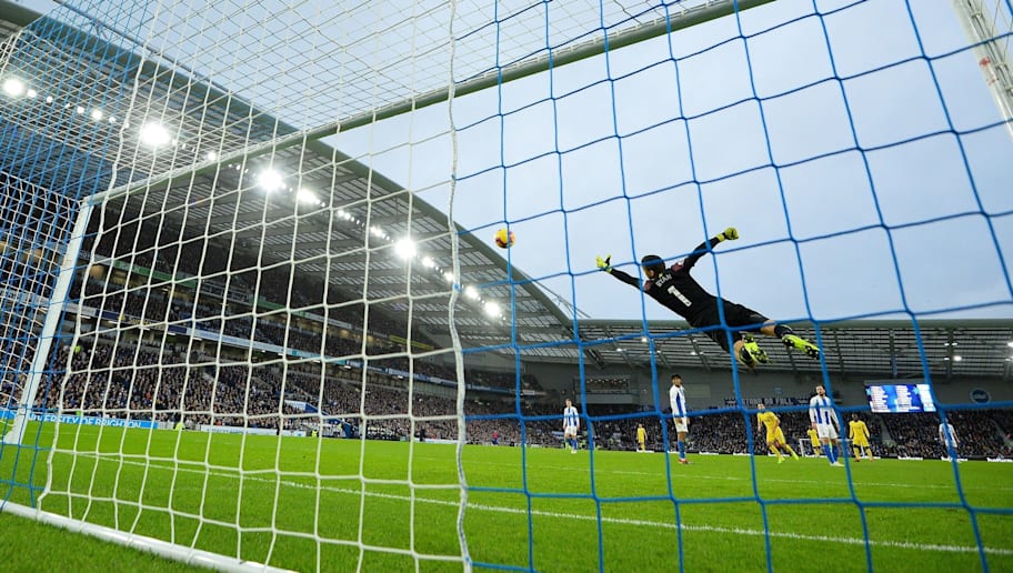 Spor Toto Super Lig In Ilk Yarisinda En Fazla Kurtaris Yapan 10 Kaleci 90min