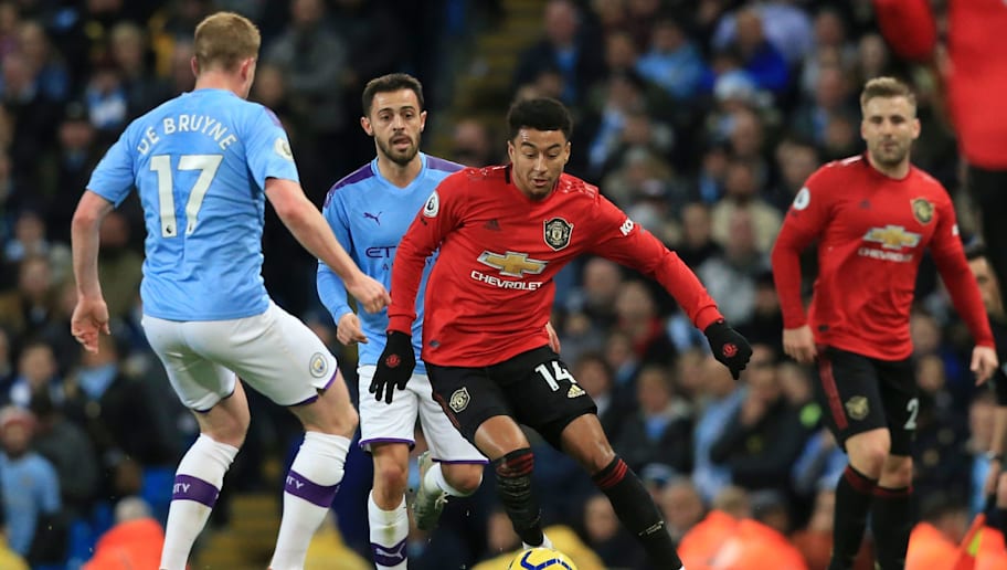 LINDSEY PARNABY/GettyImages FBL-ENG-PR-MAN CITY-MAN UTD