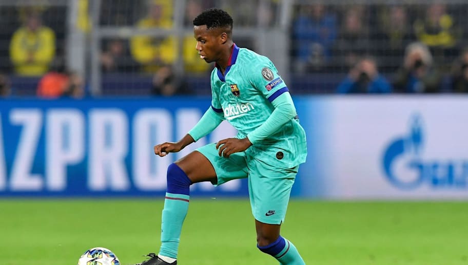 Jugador de 16 años debuta en la champions Clearance