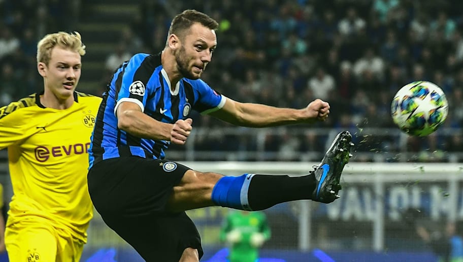 MIGUEL MEDINA/GettyImages FBL-EUR-C1-INTER-DORTMUND