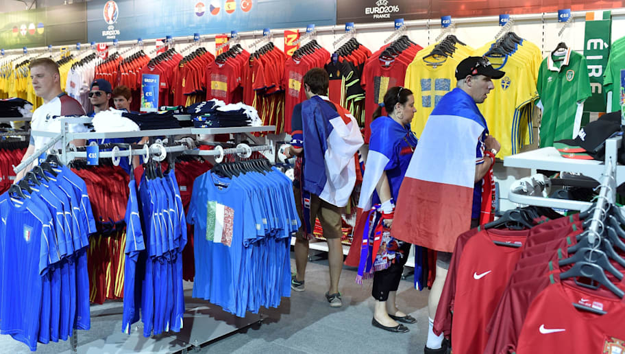 Yeni Sezon Formalari Internete Sizan 12 Onemli Takim 90min