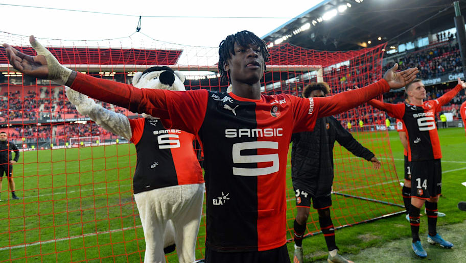 Real Madrid Ikut Perburuan Wonderkid Rennes Seharga 100 Juta Euro Eduardo Camavinga 90min