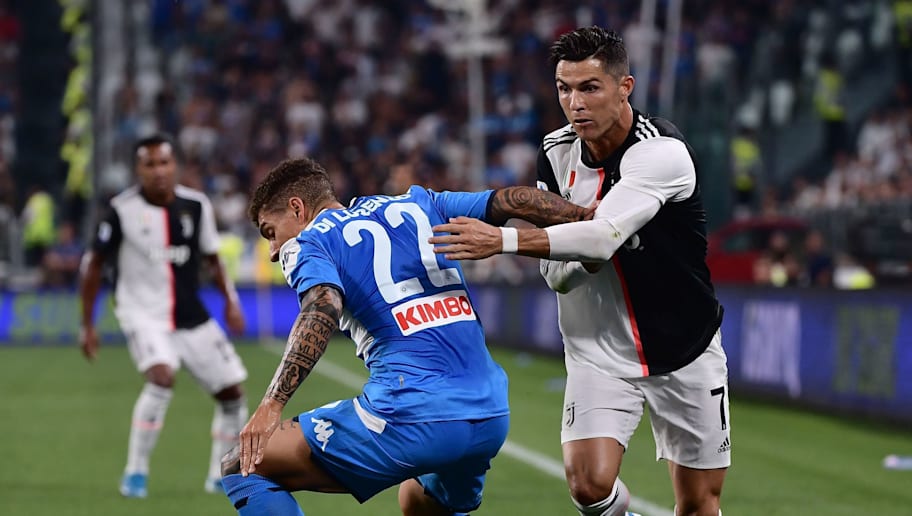 MARCO BERTORELLO/GettyImages FBL-ITA-SERIEA-JUVENTUS-NAPOLI