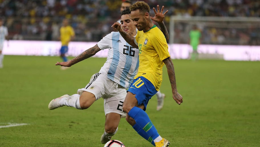 Legende Neymar Bat Un Record De Pele Avec Le Bresil 90min