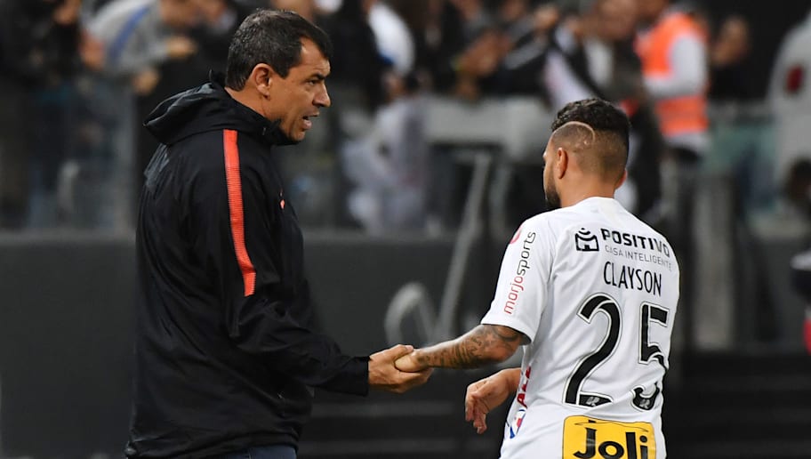 Após liberar Henrique, Corinthians pode ainda sofrer novas baixas no elenco