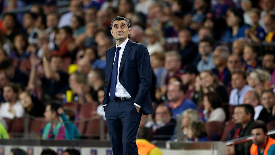 Mercato Ce Milieu De Terrain Donne Son Accord Pour Rejoindre Le Barca 90min