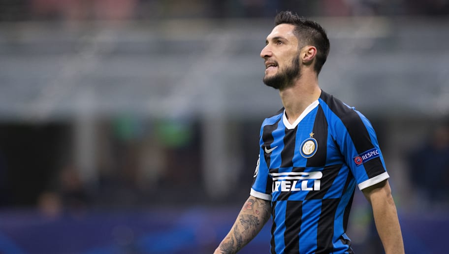 Napoli Confirm Arrival Of Matteo Politano On Loan From Inter 90min