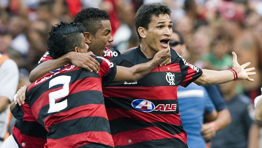 Assim era a escalação do Flamengo campeão brasileiro de ...