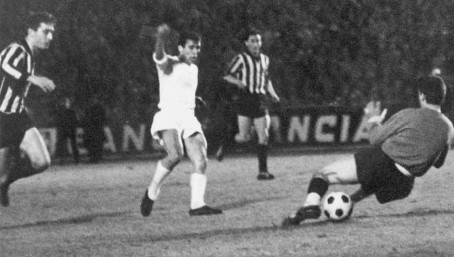 -/GettyImages FOOTBALL-COUPE D'EUROPE-1967