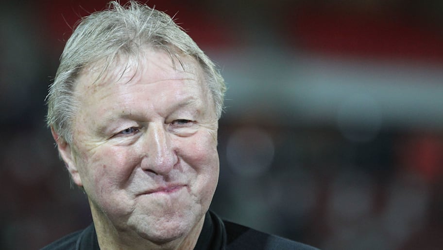 Horst Hrubesch Klagt Uber Seinen Hsv 90min