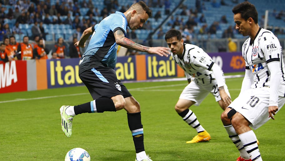 Veja como Tiago Nunes pretende 'retomar' o futebol de Luan no Corinthians