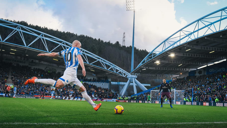 Michael Regan/GettyImages Aaron Mooy