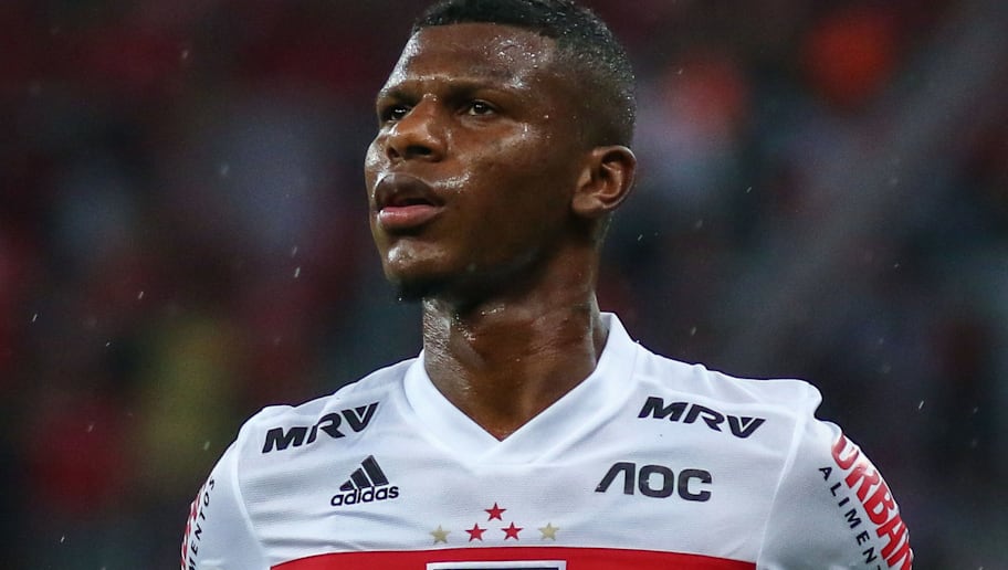 [COMENTE]: Achou justa a punição do São Paulo para Arboleda?